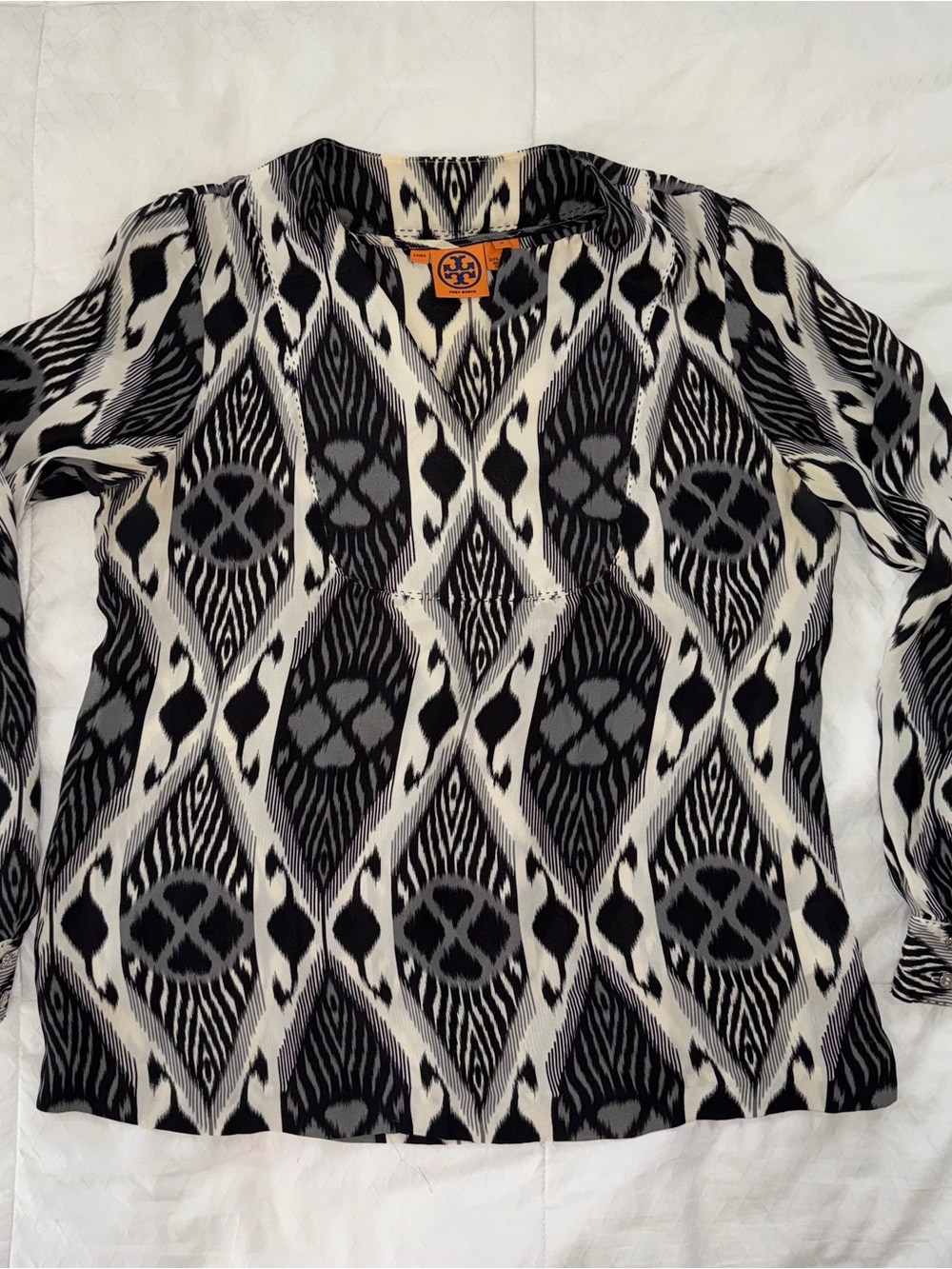Tory Burch Black and White Geometric-Pattern Long Sleeve Blouse